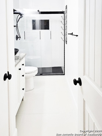 Image 25 of 29 For 2127 Encanto