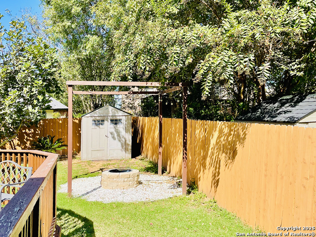 Image 28 of 29 For 2127 Encanto