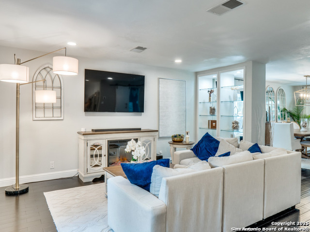 Image 9 of 29 For 2127 Encanto