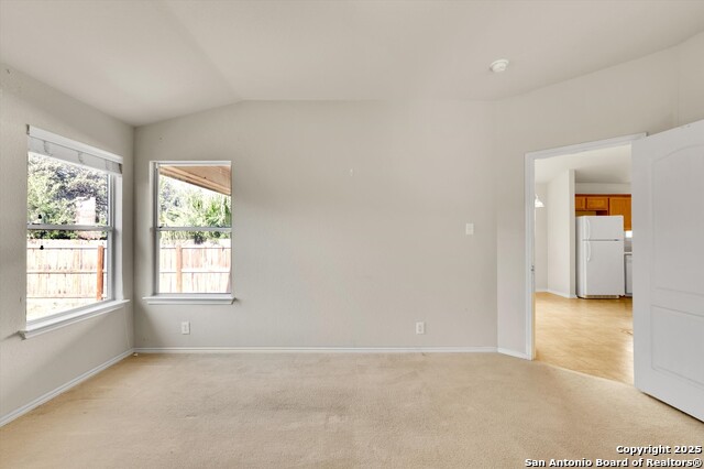 Image 19 of 33 For 3939 Nuttall Oak