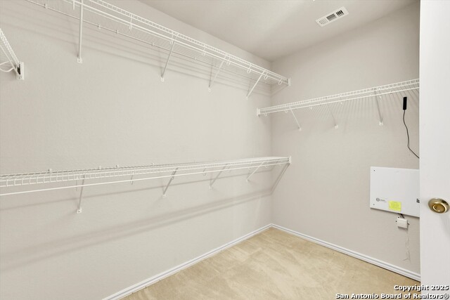 Image 22 of 33 For 3939 Nuttall Oak