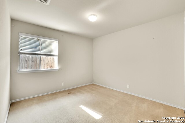 Image 25 of 33 For 3939 Nuttall Oak