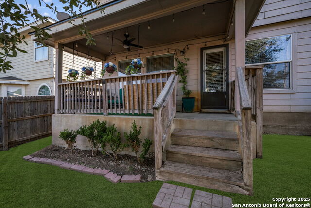 Listing photo id 22 for 8034 Shumard Oak