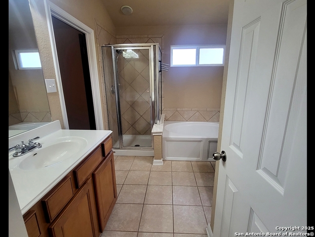 Image 16 of 24 For 5131 Gemsbuck Chase