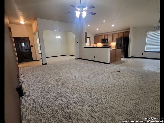 Image 3 of 24 For 5131 Gemsbuck Chase