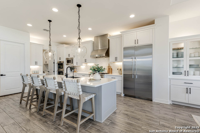 Listing photo id 13 for 23414 Grande Vista