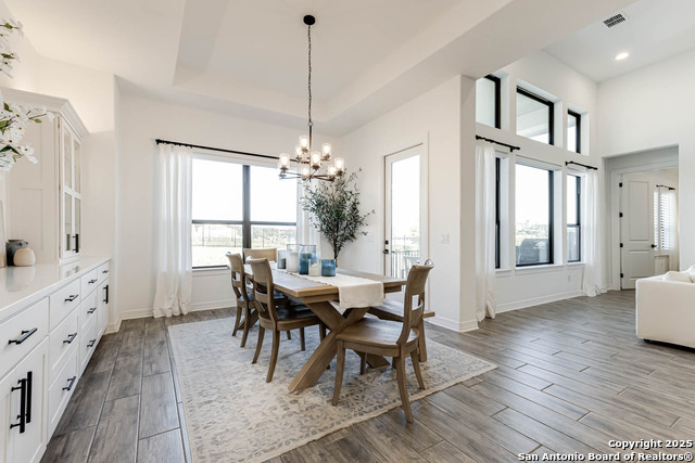 Listing photo id 17 for 23414 Grande Vista