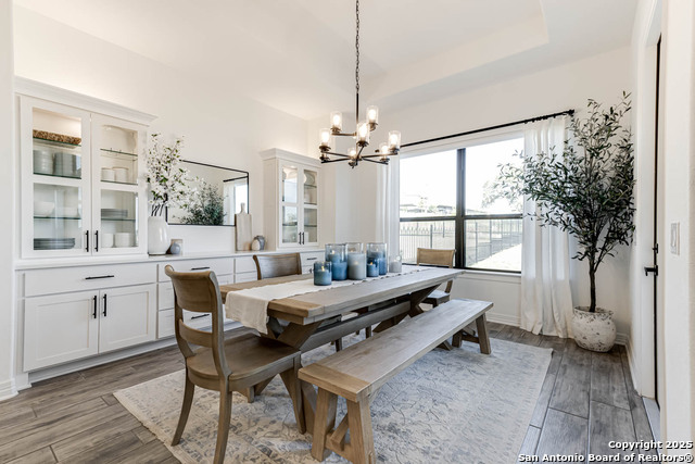 Listing photo id 18 for 23414 Grande Vista