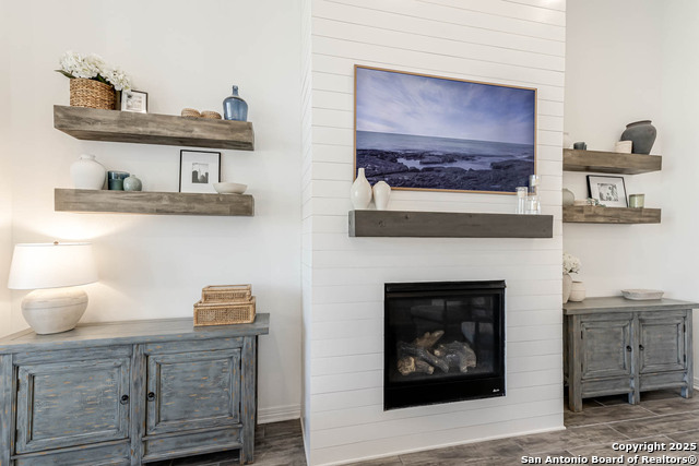 Listing photo id 7 for 23414 Grande Vista