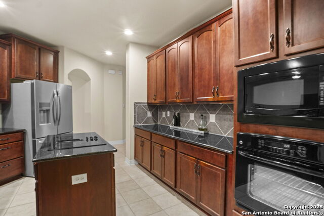 Image 16 of 44 For 13058 Gordons Mott