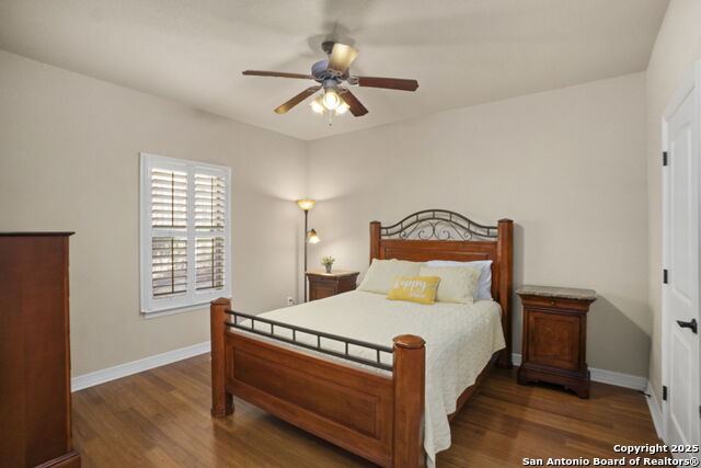 Image 26 of 44 For 13058 Gordons Mott