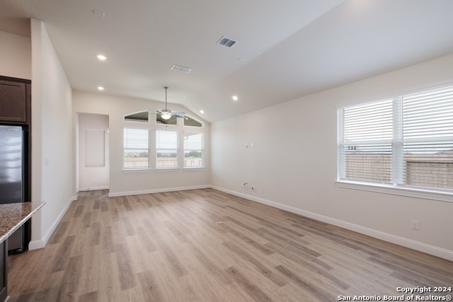 Image 10 of 30 For 2052 Stephanie