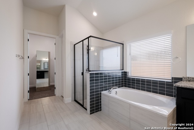 Image 14 of 30 For 2052 Stephanie