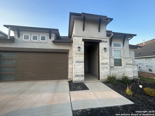 Image 3 of 30 For 2052 Stephanie