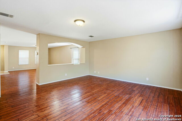 Listing photo id 5 for 2219 Red Rock Crossing