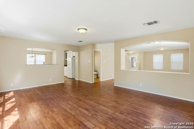 Listing photo id 6 for 2219 Red Rock Crossing