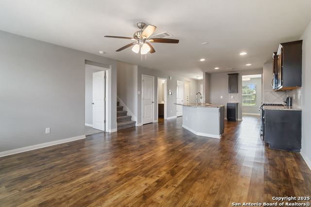 Image 4 of 29 For 2529 Mccrae