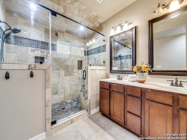 Image 16 of 28 For 5627 Cypress Dawn