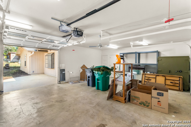 Image 26 of 39 For 247 Montfort