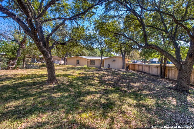 Image 29 of 39 For 247 Montfort