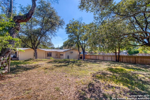 Image 30 of 39 For 247 Montfort