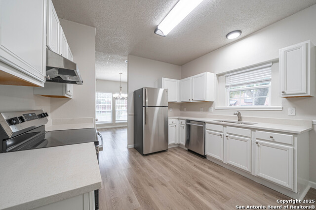 Image 10 of 39 For 4803 Aspen  