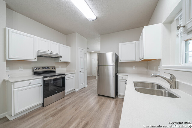 Image 11 of 39 For 4803 Aspen  