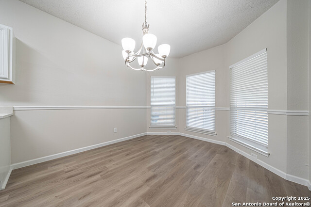 Image 13 of 39 For 4803 Aspen  