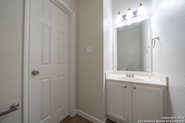 Image 19 of 39 For 4803 Aspen  