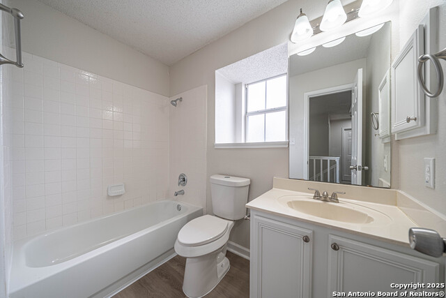 Image 21 of 39 For 4803 Aspen  