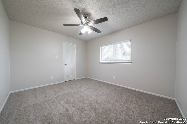 Image 26 of 39 For 4803 Aspen  