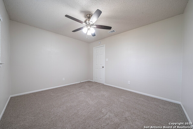 Image 27 of 39 For 4803 Aspen  