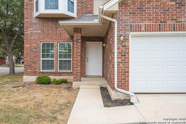 Image 3 of 39 For 4803 Aspen  