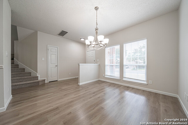 Image 6 of 39 For 4803 Aspen  