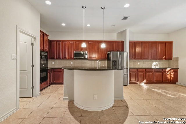 Image 11 of 52 For 2634 Amber View