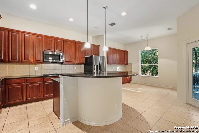 Image 12 of 52 For 2634 Amber View