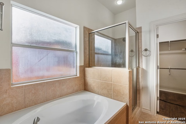 Image 25 of 52 For 2634 Amber View