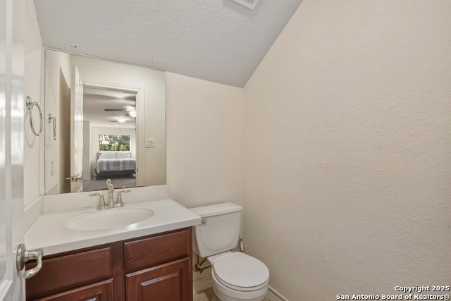 Image 43 of 52 For 2634 Amber View