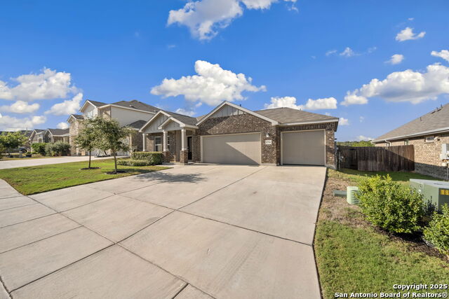 Image 3 of 29 For 5316 Jasmine Spur