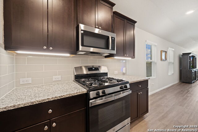 Image 8 of 29 For 5316 Jasmine Spur