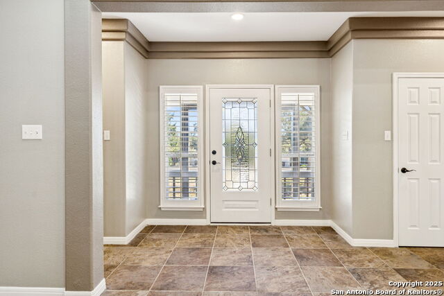 Listing photo id 26 for 822 Misty Water