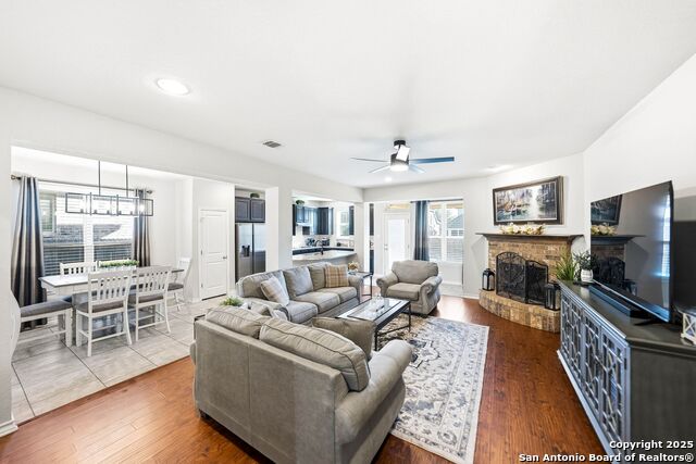 Image 4 of 44 For 30622 Horseshoe