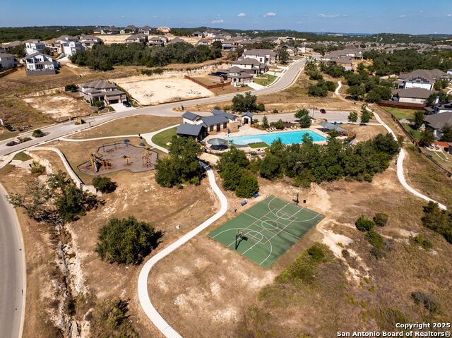 Image 40 of 44 For 30622 Horseshoe