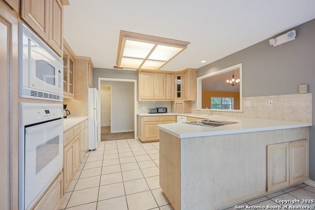 Image 17 of 46 For 1258 River Bluff