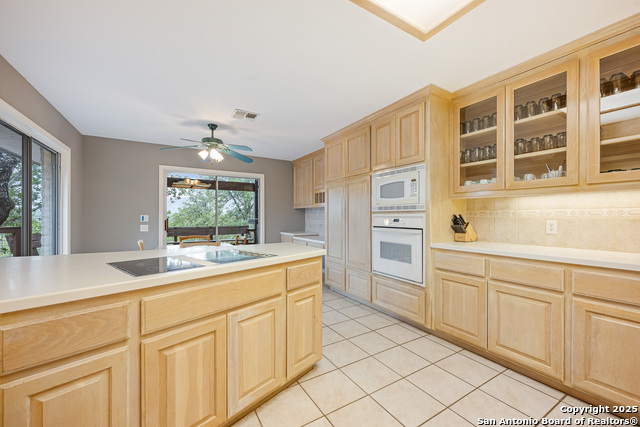 Image 18 of 46 For 1258 River Bluff