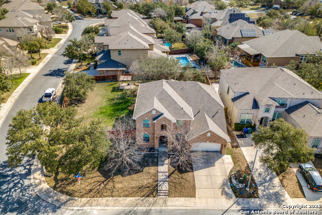 Listing photo id 31 for 3018 Hanfro  