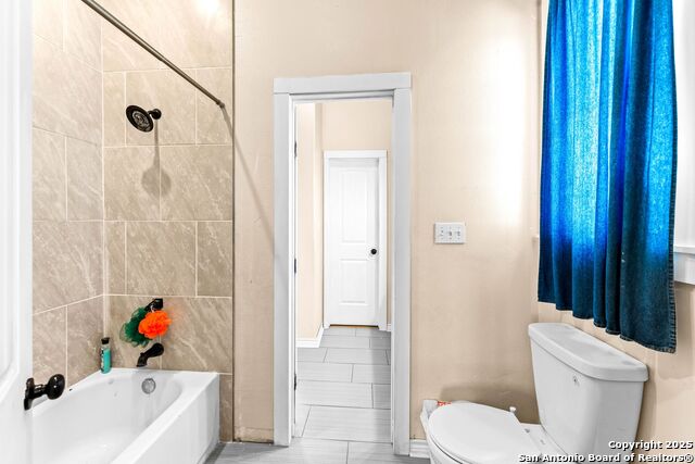 Image 22 of 41 For 2211 Geneva