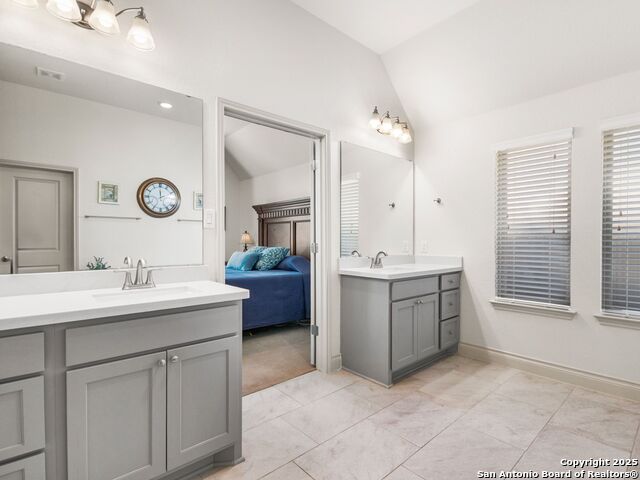 Image 24 of 37 For 9700 Innes Pl