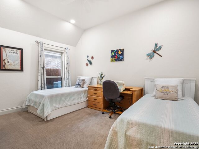 Image 27 of 37 For 9700 Innes Pl