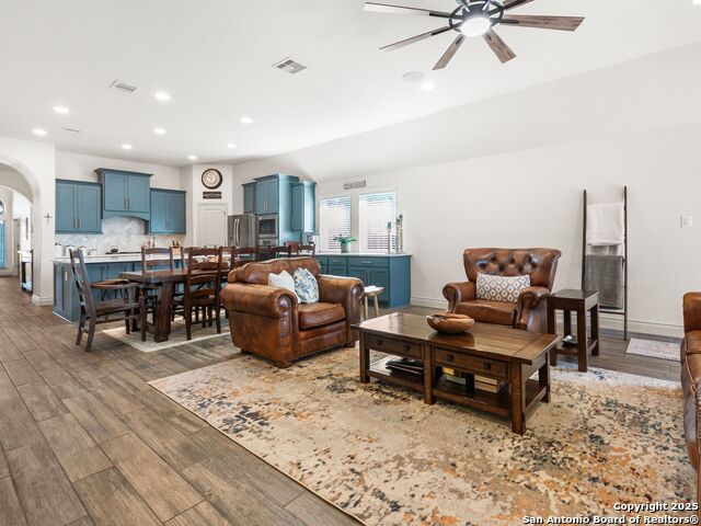 Image 8 of 37 For 9700 Innes Pl